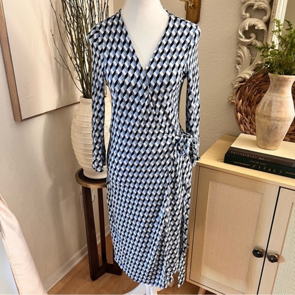 Diane Von Furstenberg New Julian Two HRQIV Harlequin Ivory Wrap Dress Size Small